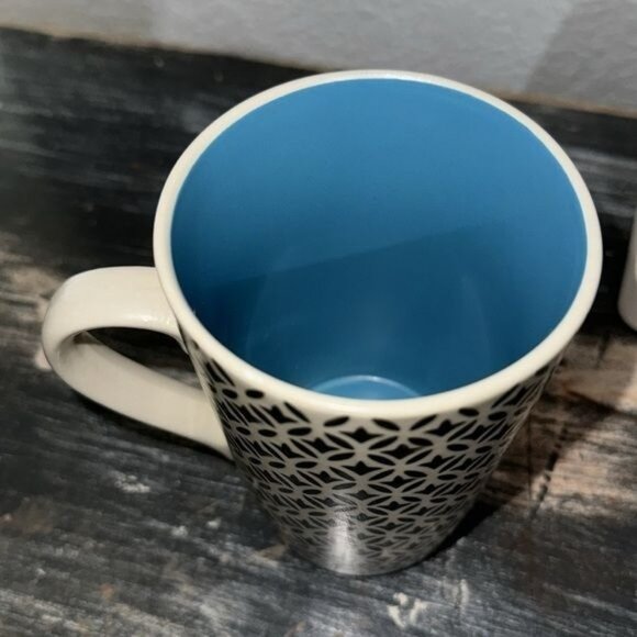 World Market Ceramic Mug With Black & White Pattern Blue Interior Dishwasher Saf - Picture 2 of 5